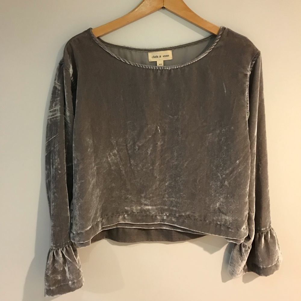 Anthropologie Cloth & Stone Velvet Bell Sleeve Top